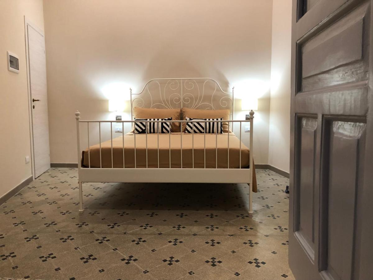 B&B Meliora Rooms 아볼라 외부 사진