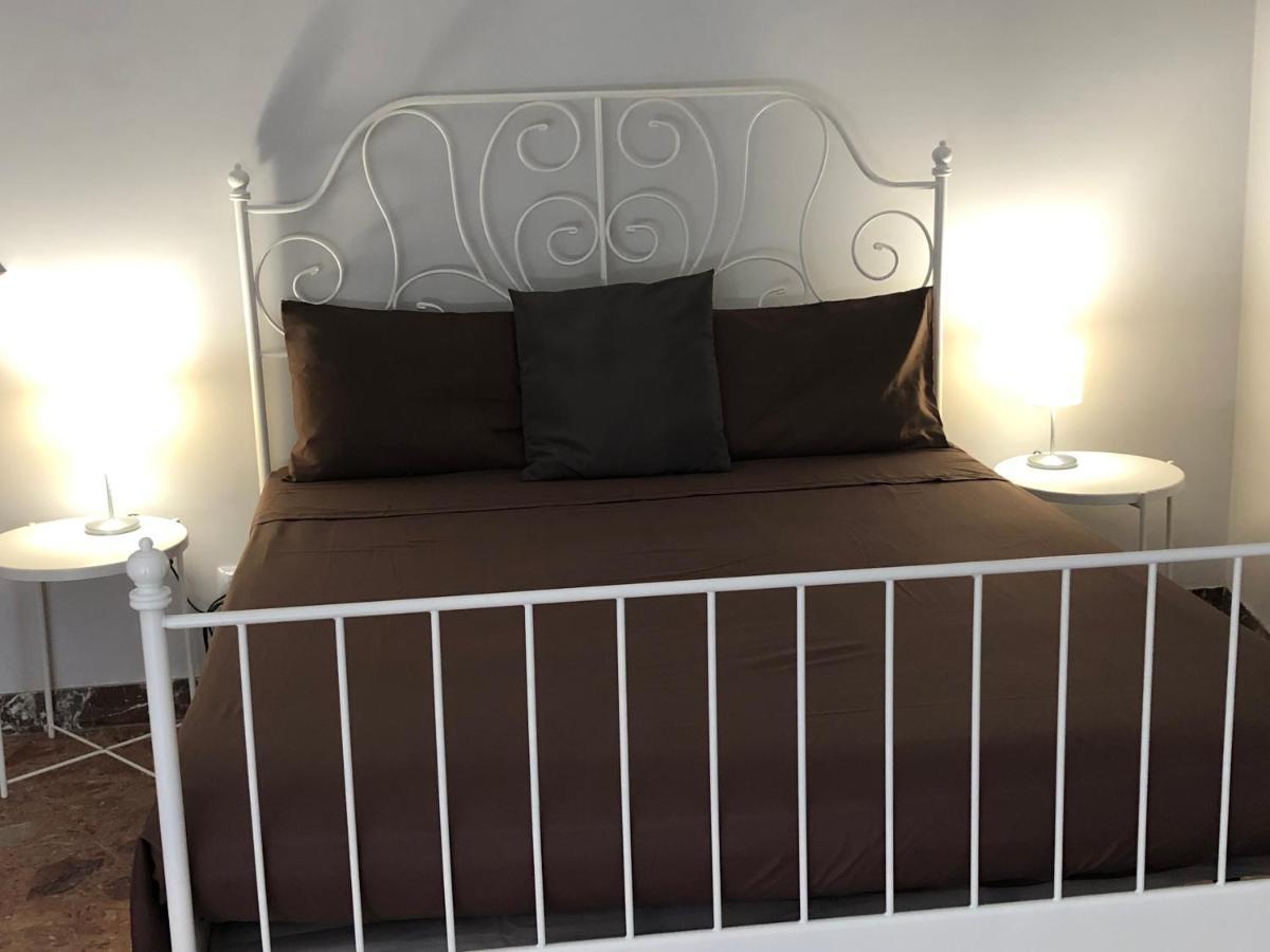 B&B Meliora Rooms 아볼라 외부 사진