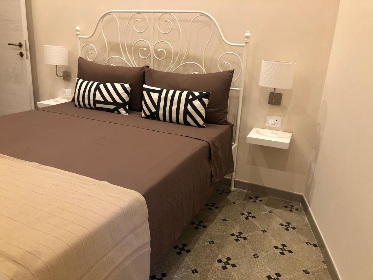 B&B Meliora Rooms 아볼라 외부 사진