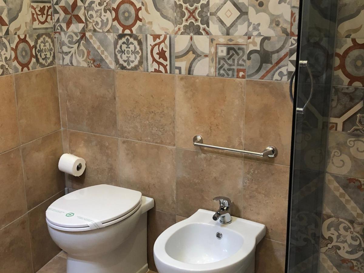 B&B Meliora Rooms 아볼라 외부 사진