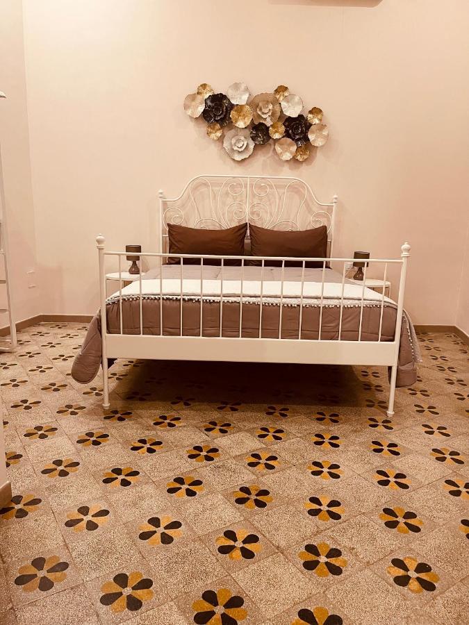 B&B Meliora Rooms 아볼라 외부 사진
